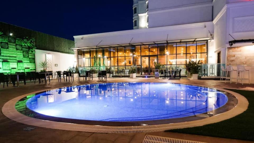 Hotel Atlantis Bejaia Aeroport Exterior foto